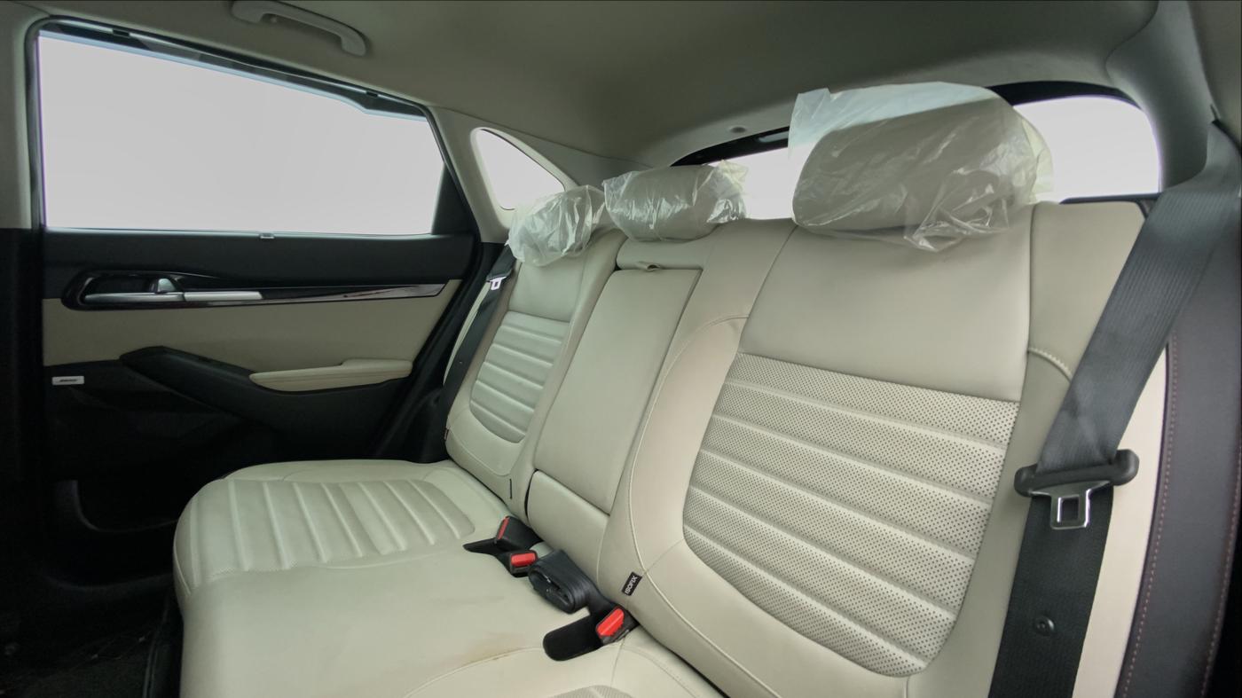 2020 KIA SELTOS GTX + AT PETROL, Petrol, Automatic, 28,506 km, Right Side Rear Door Cabin