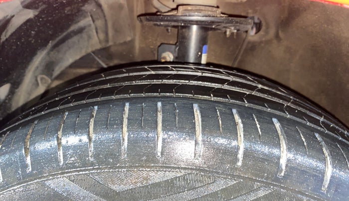 2018 Maruti Baleno ALPHA PETROL 1.2, Petrol, Manual, 35,468 km, Left Front Tyre Tread