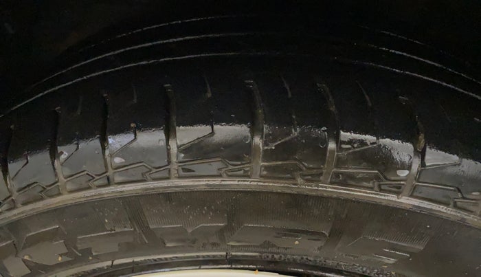 2018 Maruti Baleno DELTA CVT PETROL 1.2, Petrol, Automatic, 78,943 km, Left Front Tyre Tread