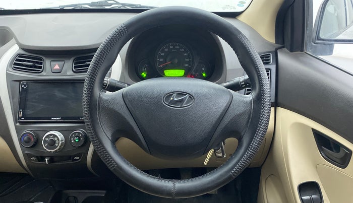 2016 Hyundai Eon ERA +, Petrol, Manual, 30,363 km, Steering Wheel Close Up