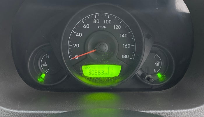 2016 Hyundai Eon ERA +, Petrol, Manual, 30,363 km, Odometer Image