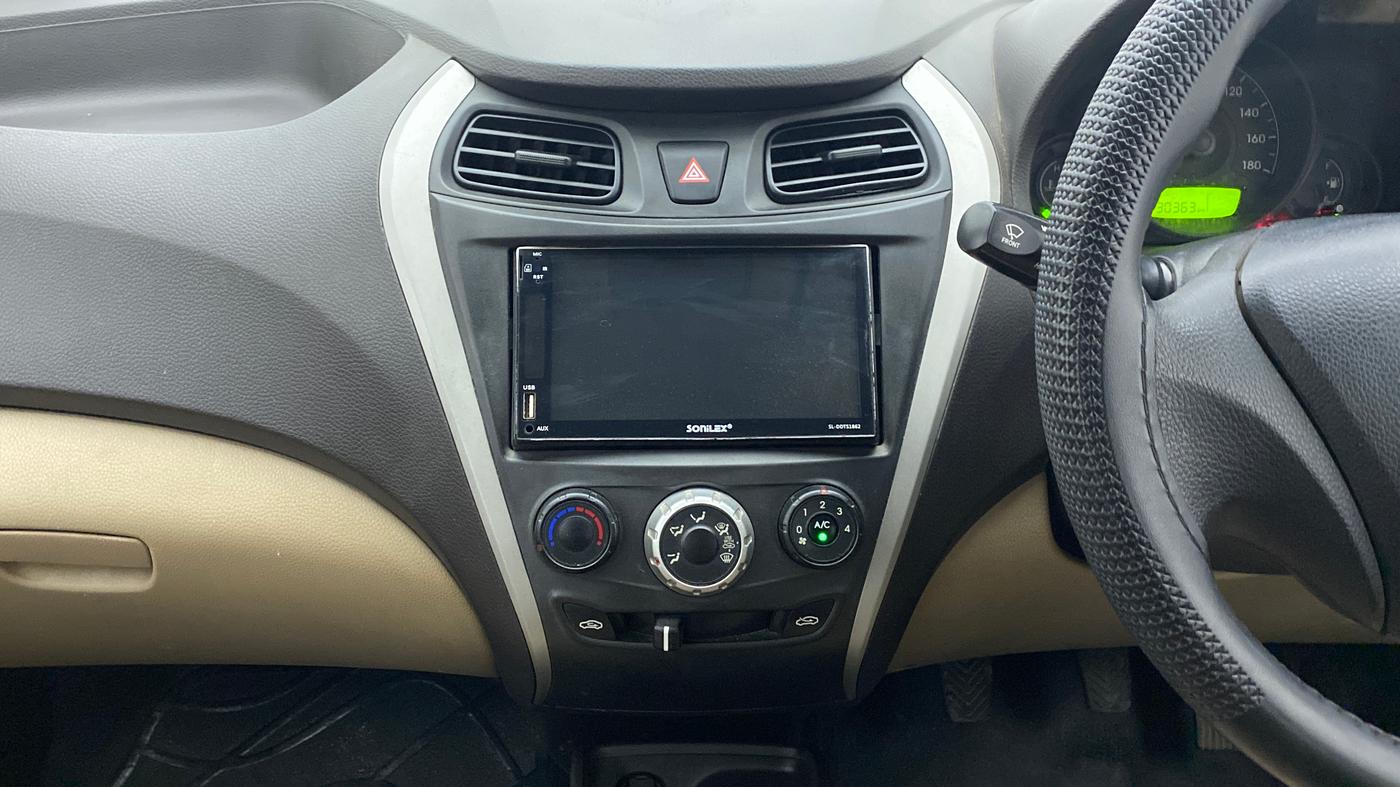 2016 Hyundai Eon ERA +, Petrol, Manual, 30,363 km, Air Conditioner