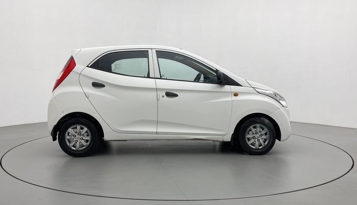 2016 Hyundai Eon ERA +, Petrol, Manual, 30,363 km, Right Side View
