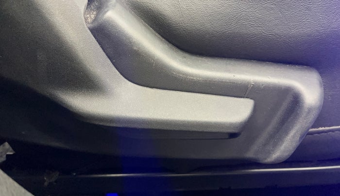 2020 Maruti Baleno DELTA PETROL 1.2, Petrol, Manual, 98,253 km, Driver Side Adjustment Panel