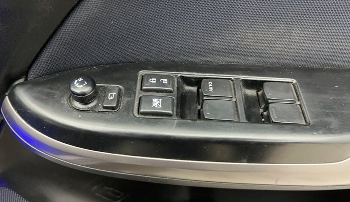 2020 Maruti Baleno DELTA PETROL 1.2, Petrol, Manual, 98,253 km, Driver Side Door Panels Control