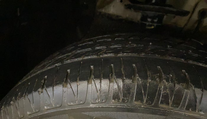 2021 Maruti Vitara Brezza ZXI PLUS AT SHVS, Petrol, Automatic, 81,216 km, Right Front Tyre Tread