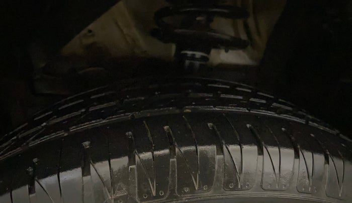 2021 Maruti Vitara Brezza ZXI PLUS AT SHVS, Petrol, Automatic, 81,216 km, Left Front Tyre Tread