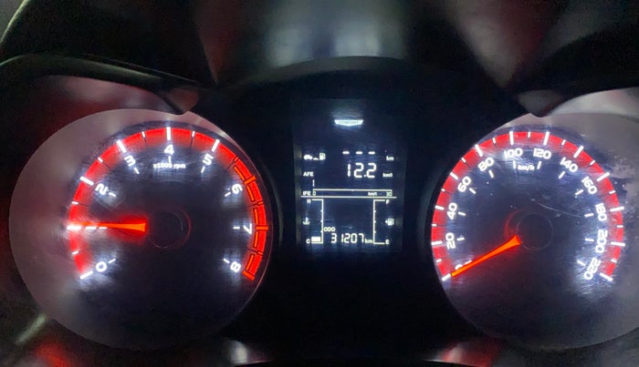 2021 Mahindra XUV300 W6 1.2 PETROL, Petrol, Manual, 31,207 km, Odometer Image