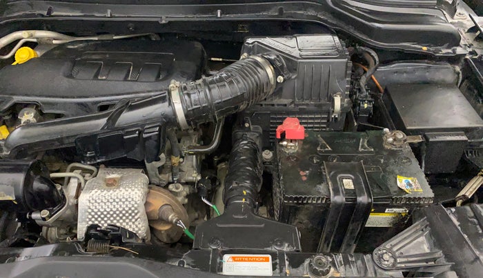 2021 Mahindra XUV300 W6 1.2 PETROL, Petrol, Manual, 31,207 km, Engine View - Left