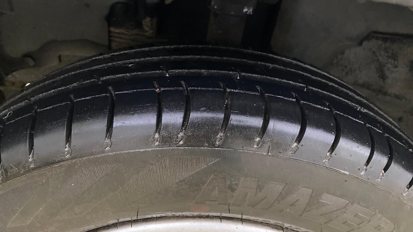 2016 Renault Kwid RXT 0.8, Petrol, Manual, 52,726 km, Left Front Tyre Tread