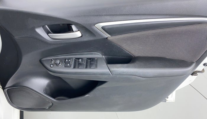 2017 Honda WR-V 1.2 i-VTEC VX MT, Petrol, Manual, 68,354 km, Driver Side Door Panels Control