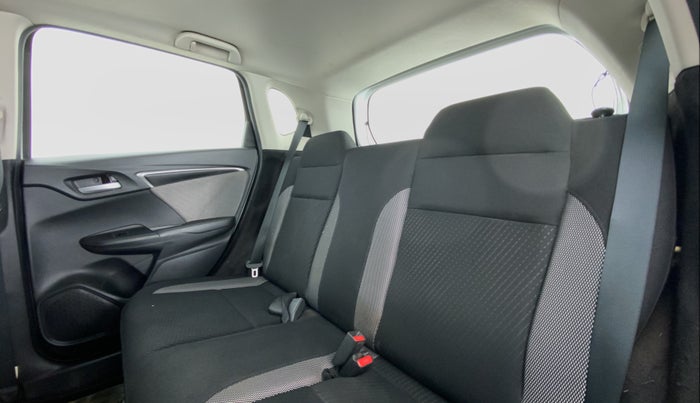 2017 Honda WR-V 1.2 i-VTEC VX MT, Petrol, Manual, 68,354 km, Right Side Rear Door Cabin