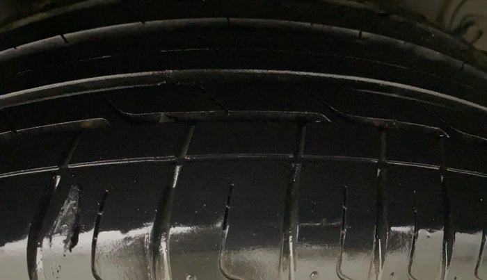 2019 Hyundai VENUE SX PLUS 1.0 TURBO DCT, Petrol, Automatic, 66,663 km, Right Rear Tyre Tread