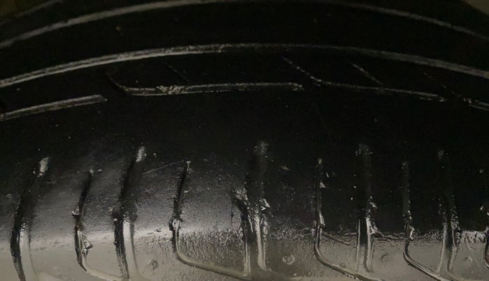 2019 Hyundai VENUE SX PLUS 1.0 TURBO DCT, Petrol, Automatic, 66,663 km, Right Front Tyre Tread