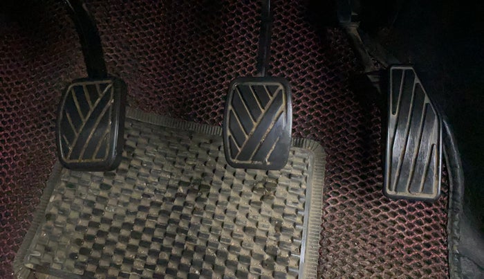 2021 Maruti Baleno DELTA PETROL 1.2, Petrol, Manual, 79,793 km, Pedals