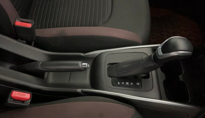 2024 Maruti FRONX ALPHA 1.0L TURBO 6 AT, Petrol, Automatic, 4,188 km, Gear Lever