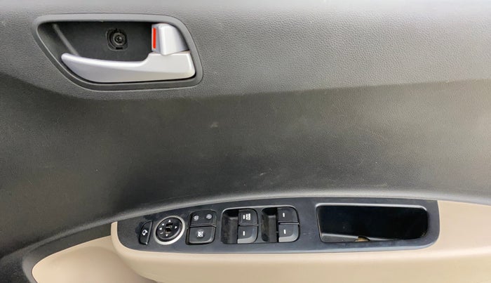 2014 Hyundai Grand i10 SPORTZ 1.2 KAPPA VTVT, Petrol, Manual, 79,858 km, Driver Side Door Panels Control