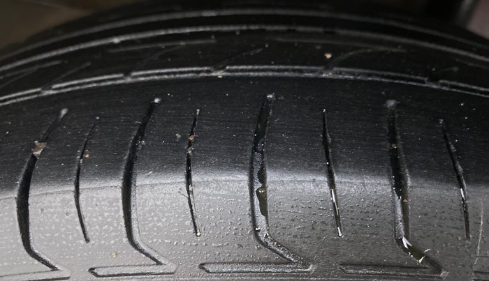 2019 Hyundai NEW SANTRO 1.1 SPORTZ MT CNG, CNG, Manual, 57,656 km, Left Rear Tyre Tread