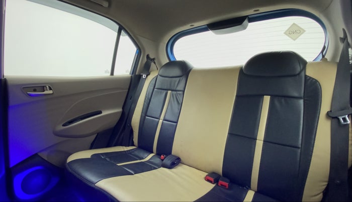 2019 Hyundai NEW SANTRO 1.1 SPORTZ MT CNG, CNG, Manual, 57,656 km, Right Side Rear Door Cabin