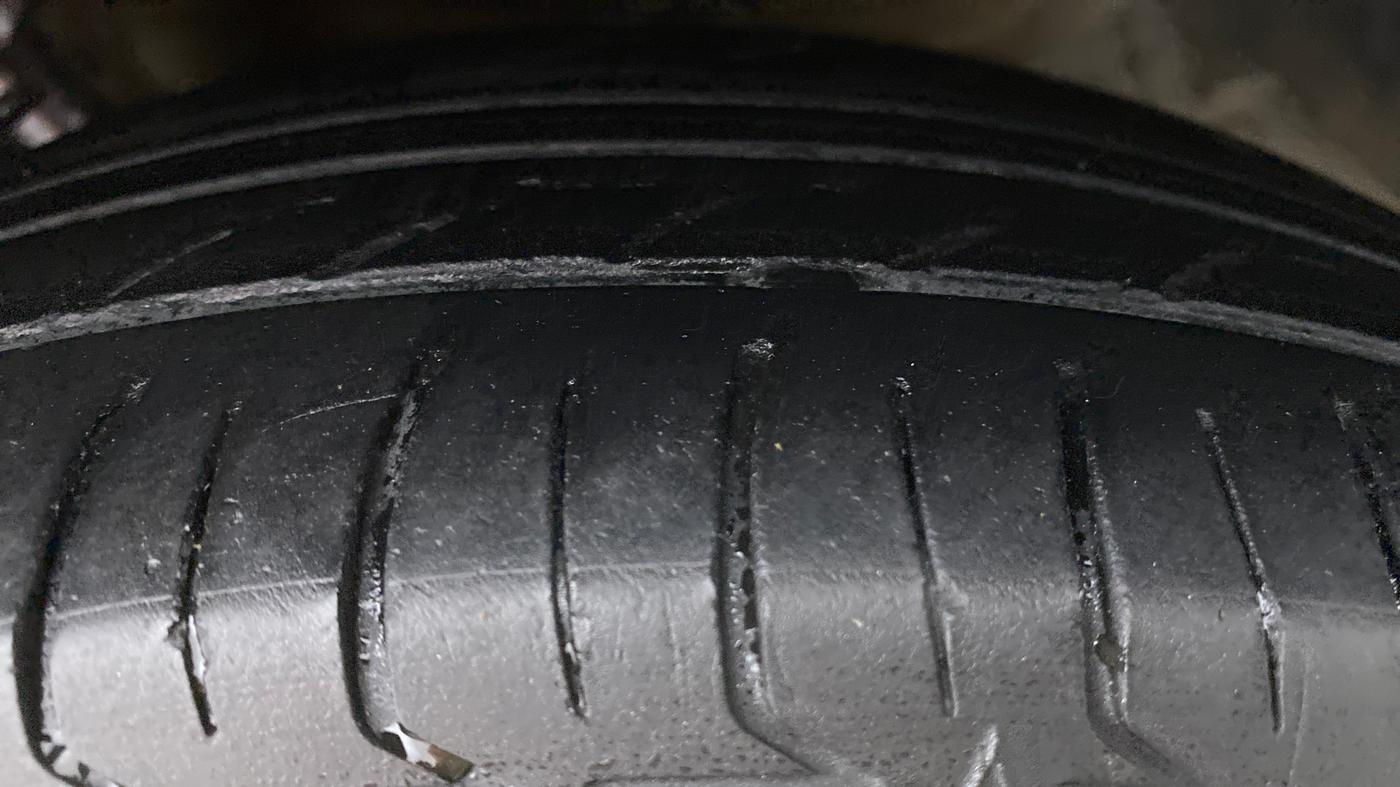 2019 Hyundai NEW SANTRO 1.1 SPORTZ MT CNG, CNG, Manual, 57,656 km, Right Front Tyre Tread