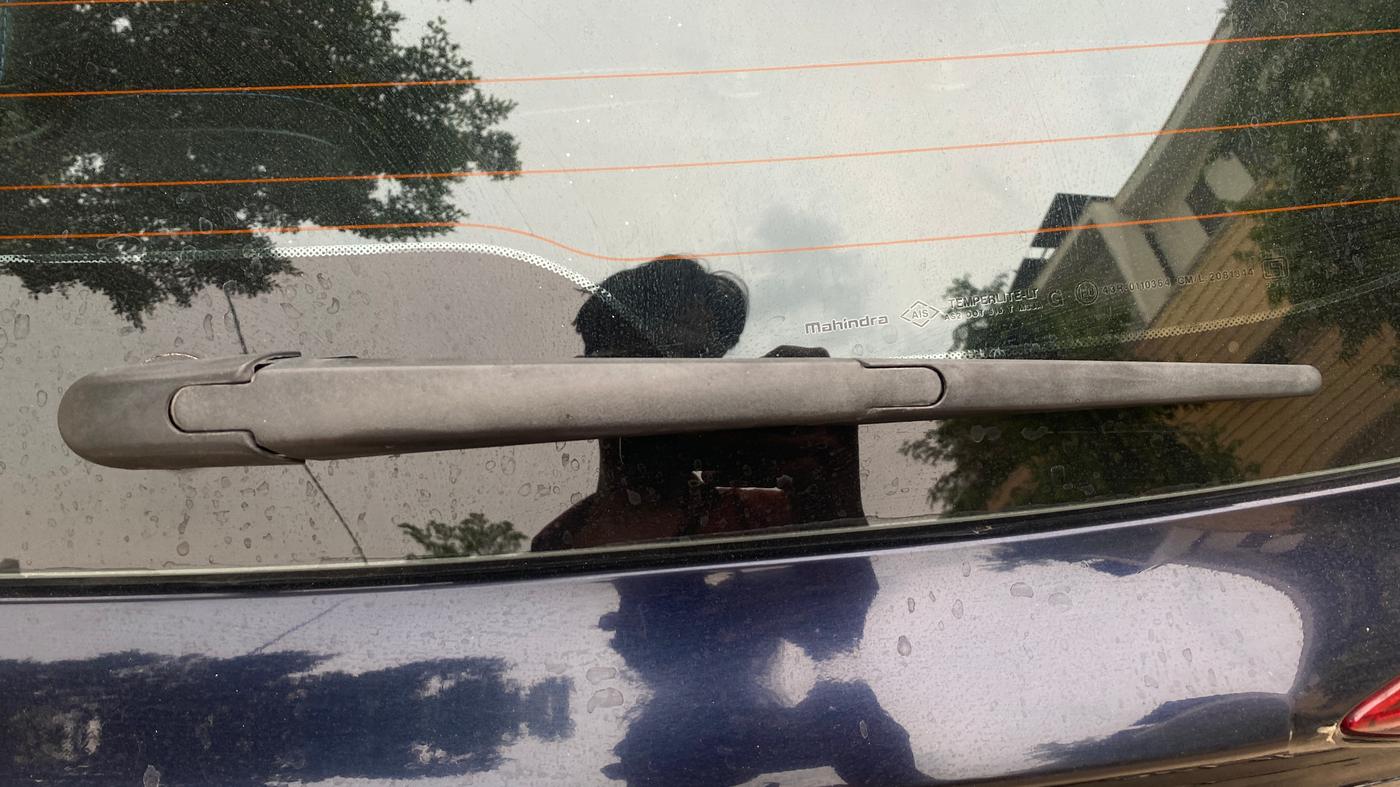 2024 Mahindra XUV700 AX 5 D AT 7 STR, Diesel, Automatic, 27,613 km, Rear Wiper