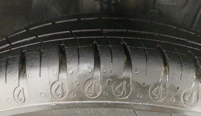 2021 Datsun Redi Go T (O), Petrol, Manual, 7,330 km, Right Front Tyre Tread