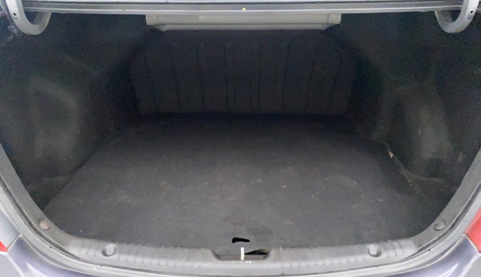 2014 Hyundai Verna FLUIDIC 1.6 VTVT SX AT, Petrol, Automatic, 22,288 km, Boot Inside