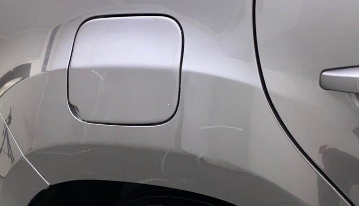 2018 Renault Duster RXS CVT, Petrol, Automatic, 93,282 km, Right quarter panel - Minor scratches