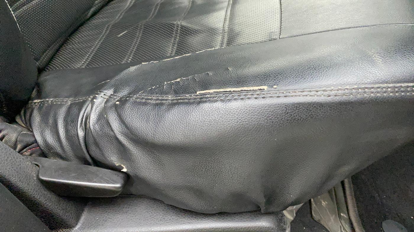 2018 Renault Duster RXS CVT, Petrol, Automatic, 93,282 km, Driver Side Adjustment Panel