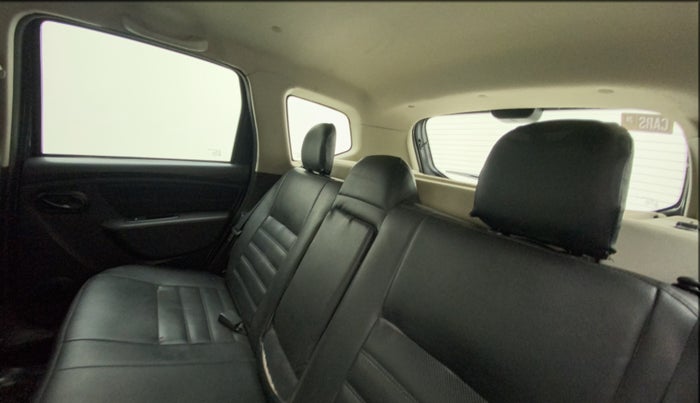 2018 Renault Duster RXS CVT, Petrol, Automatic, 93,282 km, Right Side Rear Door Cabin
