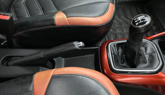 2018 Maruti IGNIS DELTA 1.2 K12, Petrol, Manual, 33,335 km, Gear Lever