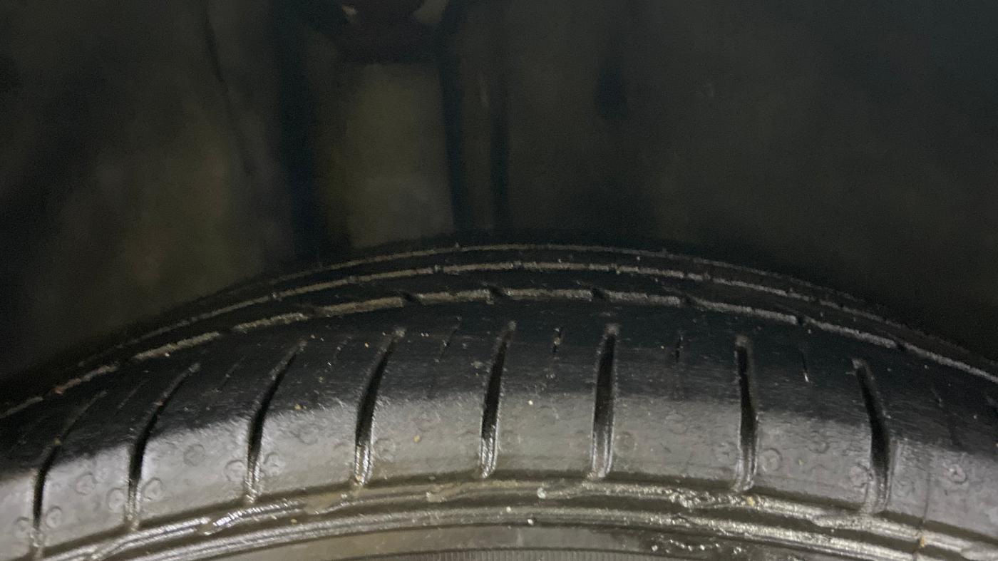 2019 Volkswagen Vento 1.2 TSI HIGHLINE PLUS AT, Petrol, Automatic, 98,151 km, Right Rear Tyre Tread