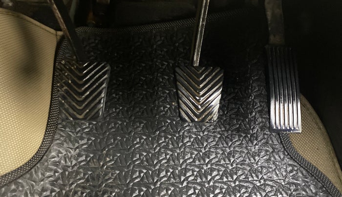 2012 Hyundai i20 MAGNA (O) 1.4 CRDI, Diesel, Manual, 1,24,033 km, Pedals