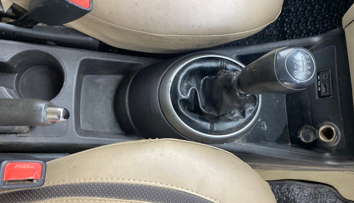 2012 Hyundai i20 MAGNA (O) 1.4 CRDI, Diesel, Manual, 1,24,033 km, Gear Lever