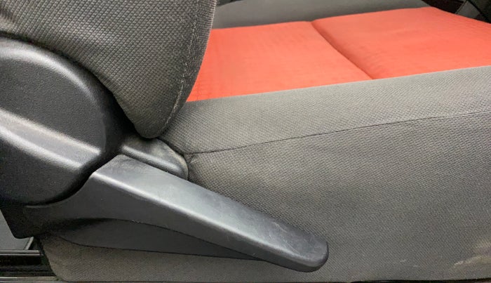 2011 Toyota Etios VX, Petrol, Manual, 65,721 km, Driver Side Adjustment Panel