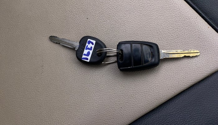 2019 Hyundai NEW SANTRO SPORTZ AMT, Petrol, Automatic, 71,718 km, Key Close Up