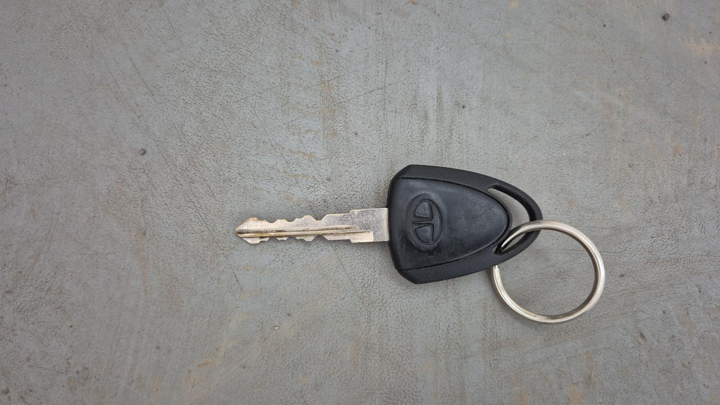 2014 Tata Nano TWIST XT, Petrol, Manual, 68,614 km, Key Close Up