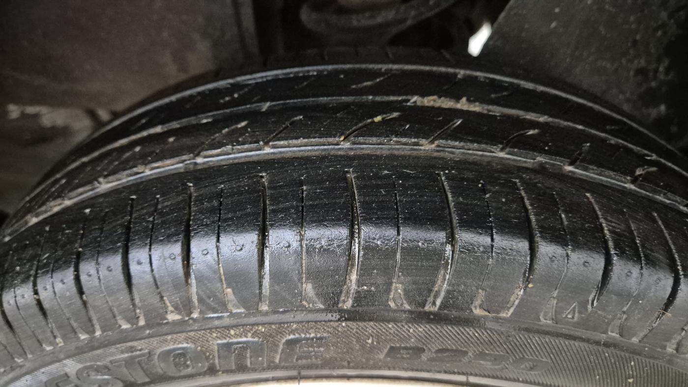 2014 Tata Nano TWIST XT, Petrol, Manual, 68,614 km, Left Rear Tyre Tread