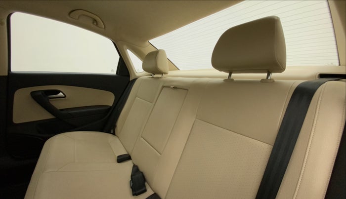 2019 Volkswagen Vento HIGHLINE PLUS 1.5 AT 16 ALLOY, Diesel, Automatic, 18,798 km, Right Side Rear Door Cabin