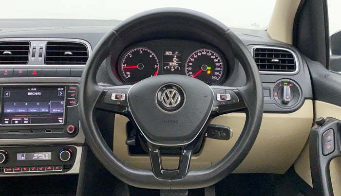 2019 Volkswagen Vento HIGHLINE PLUS 1.5 AT 16 ALLOY, Diesel, Automatic, 18,798 km, Steering Wheel Close Up
