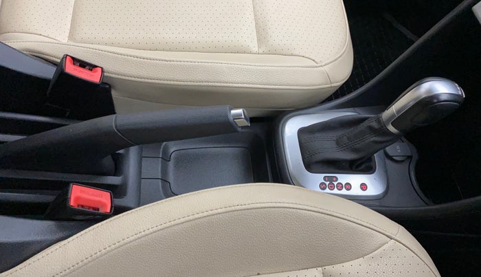 2019 Volkswagen Vento HIGHLINE PLUS 1.5 AT 16 ALLOY, Diesel, Automatic, 18,798 km, Gear Lever