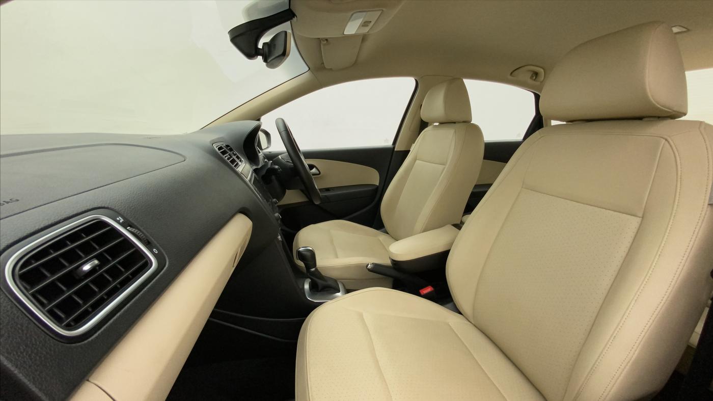 2019 Volkswagen Vento HIGHLINE PLUS 1.5 AT 16 ALLOY, Diesel, Automatic, 18,798 km, Right Side Front Door Cabin