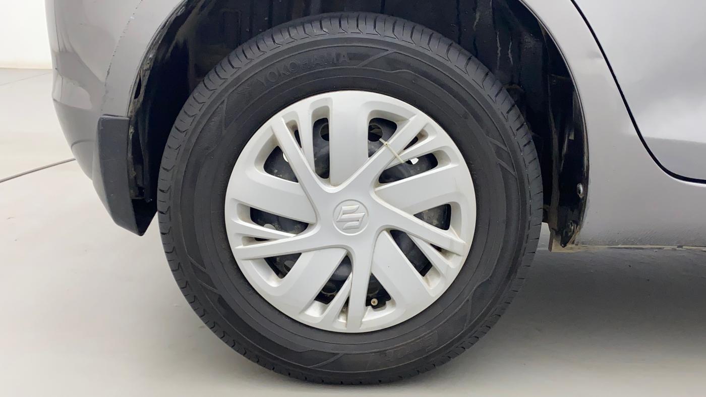 2015 Maruti Swift VXI, Petrol, Manual, 59,531 km, Right Rear Wheel