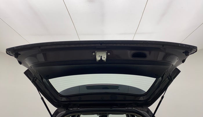 2021 Hyundai ALCAZAR 1.5 SIGNATURE (O) AT 6STR, Diesel, Automatic, 18,991 km, Boot Door Open