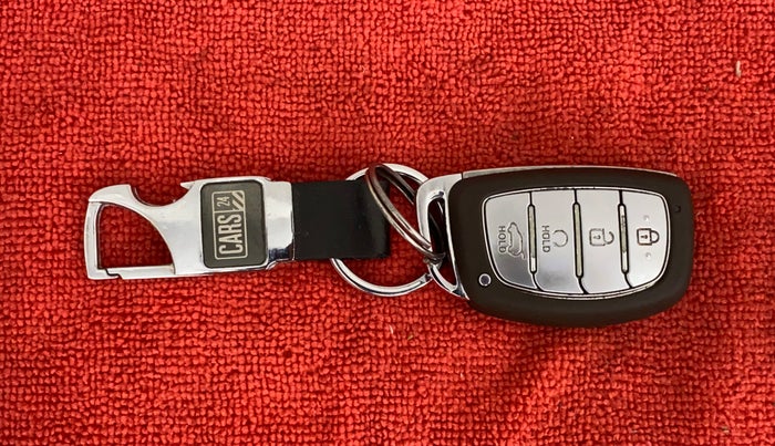 2021 Hyundai ALCAZAR 1.5 SIGNATURE (O) AT 6STR, Diesel, Automatic, 18,991 km, Key Close Up
