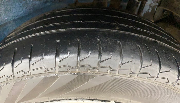 2018 Tata NEXON XZ PLUS PETROL, Petrol, Manual, 45,420 km, Left Rear Tyre Tread