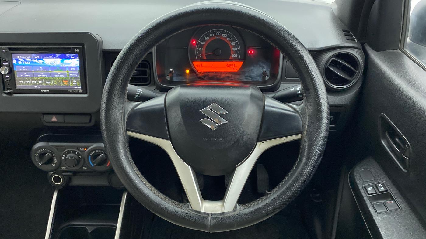 2018 Maruti IGNIS SIGMA 1.2, Petrol, Manual, 98,235 km, Steering Wheel Close Up