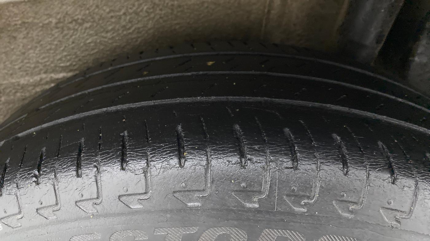 2018 Maruti IGNIS SIGMA 1.2, Petrol, Manual, 98,235 km, Left Rear Tyre Tread