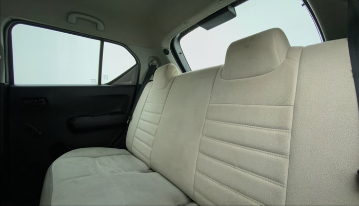 2018 Maruti IGNIS SIGMA 1.2, Petrol, Manual, 98,235 km, Right Side Rear Door Cabin