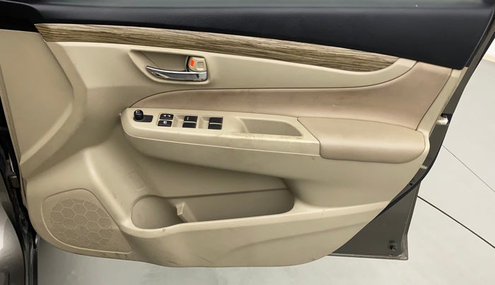2021 Maruti Ciaz DELTA 1.5 SHVS MT PETROL, Petrol, Manual, 35,215 km, Driver Side Door Panels Control